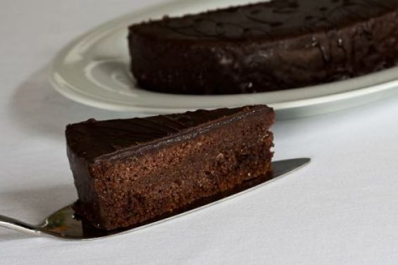 Sacher dort
